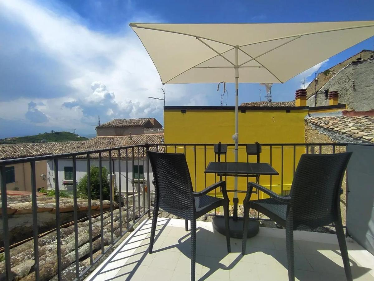 Casa In Centro Storico Vista Gran Sasso Leilighet Atri Eksteriør bilde